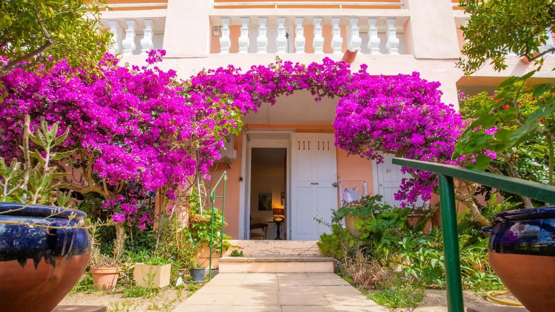 Appartement Climatise Au Lavandou Le Lavandou Fransa