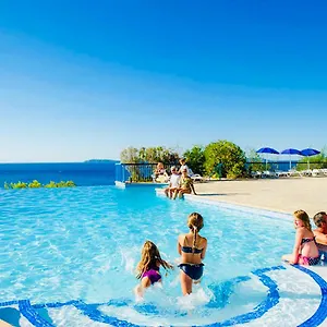 Apartment Mazet « Domaine De La Pinede », Le Lavandou